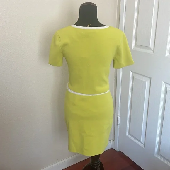 New HOUSE OF HARLOW 1960 lime green / White Skirt Set